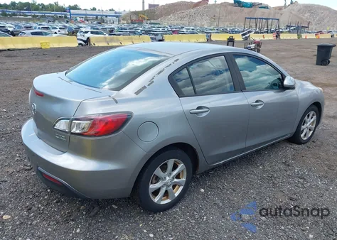 2011 Mazda Mazda3 I Touring z USA, uszkodzony, nr VIN JM1BL1VG8B1407699